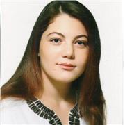 Profesora de francés NATIVA. soy Argelina tengo 25 anos y soy farmaceutica. Hablo Francés desde que naci. Soy una persona dinamica, algere, perfectionista, trabajadora y muy organizada